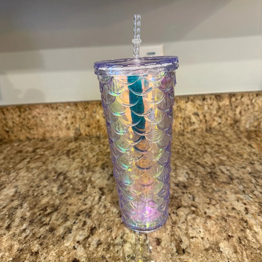 New Starbucks 2022 China Unicorn Gradient Scale 24oz Tumbler Iridescent Cup